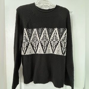 It's cold out there! So you need this cozy and warm snowflake design sweater.